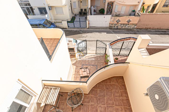 Image No.43-2 Bed Townhouse for sale