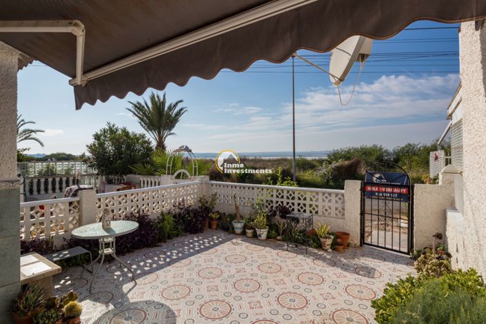 Image No.3-Bungalow de 2 chambres à vendre à Torrevieja