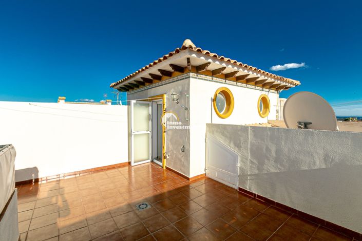 Image No.41-3 Bed Quad for sale