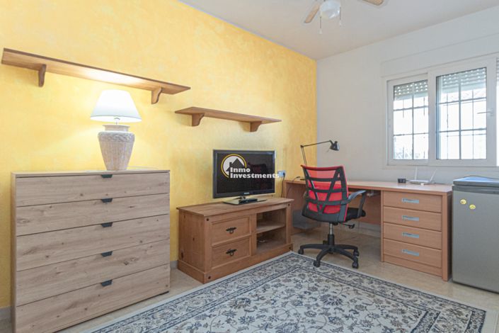 Image No.20-3 Bed Quad for sale