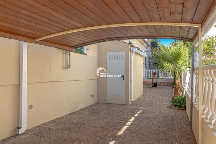 Image No.36-3 Bed Quad for sale