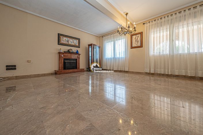 Image No.7-Villa de 4 chambres à vendre à Torrevieja