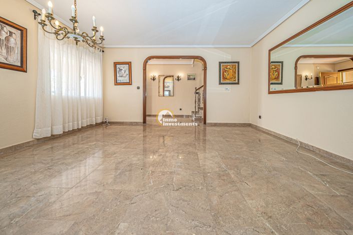 Image No.8-Villa de 4 chambres à vendre à Torrevieja