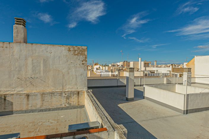 Image No.32-2 Bed Penthouse for sale