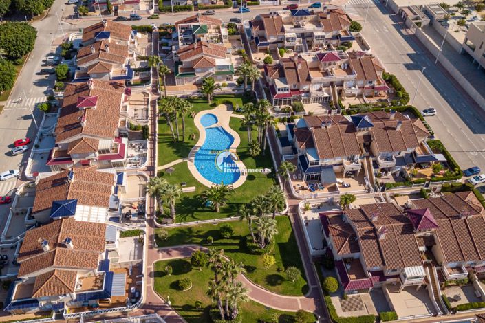 Image No.19-2 Bed Apartment for sale