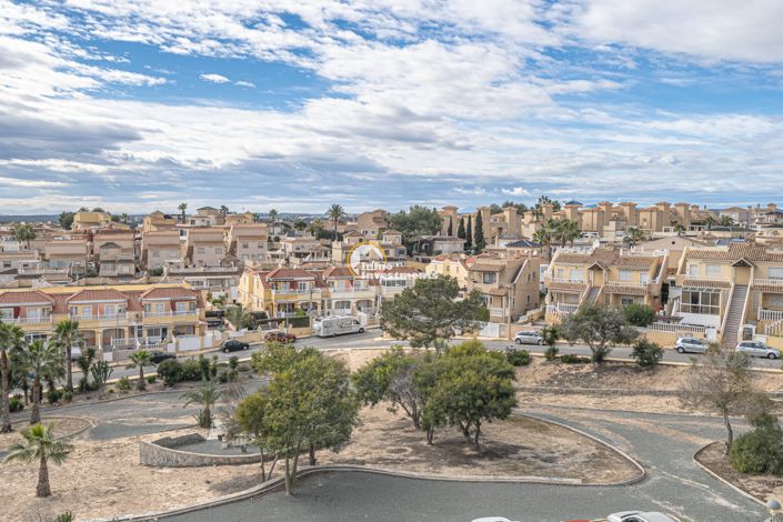 Image No.25-1 Bed Penthouse for sale