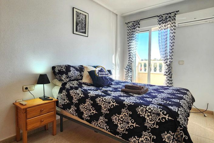 Image No.11-2 Bed Townhouse for sale