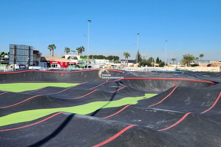 Image No.24-2 Bed Townhouse for sale