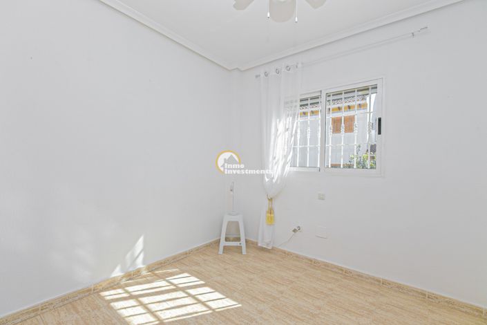 Image No.25-2 Bed Villa for sale