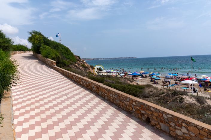 Image No.48-2 Bed Villa for sale