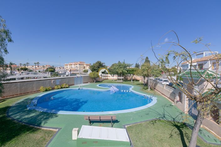 Image No.30-2 Bed Apartment for sale