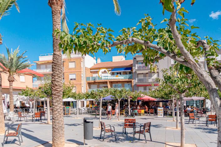 Image No.17-2 Bed Apartment for sale