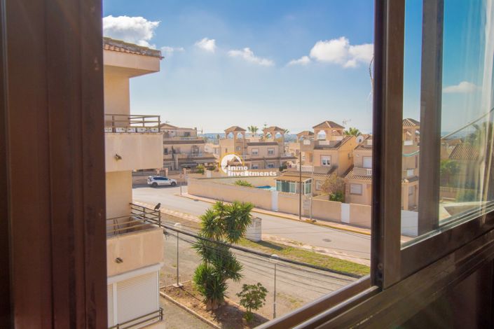 Image No.2-Studio for sale