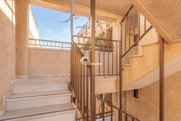 Image No.21-Studio for sale