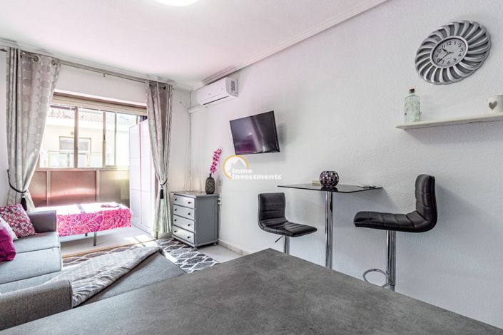 Image No.8-Studio for sale