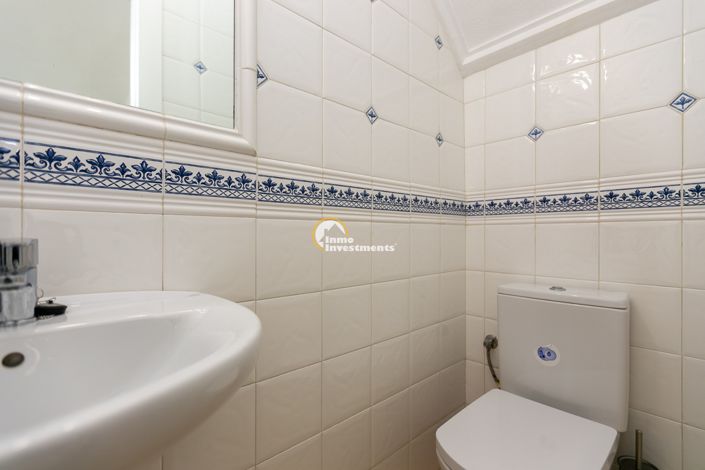 Image No.18-2 Bed Townhouse for sale