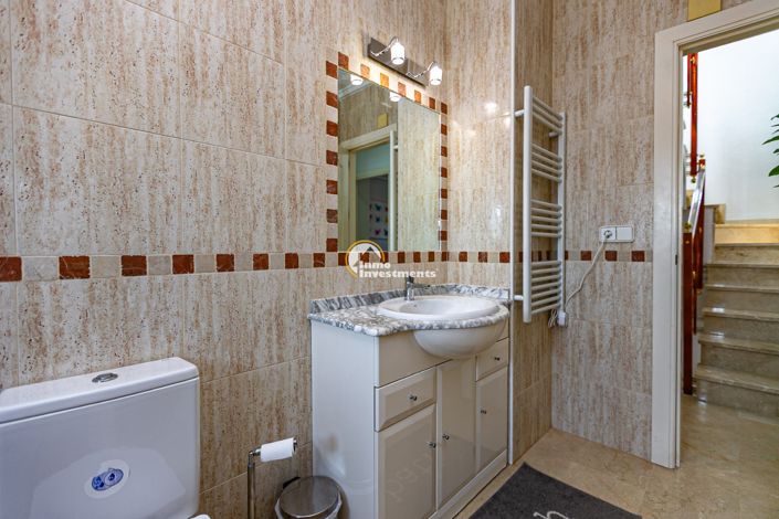 Image No.22-2 Bed Townhouse for sale