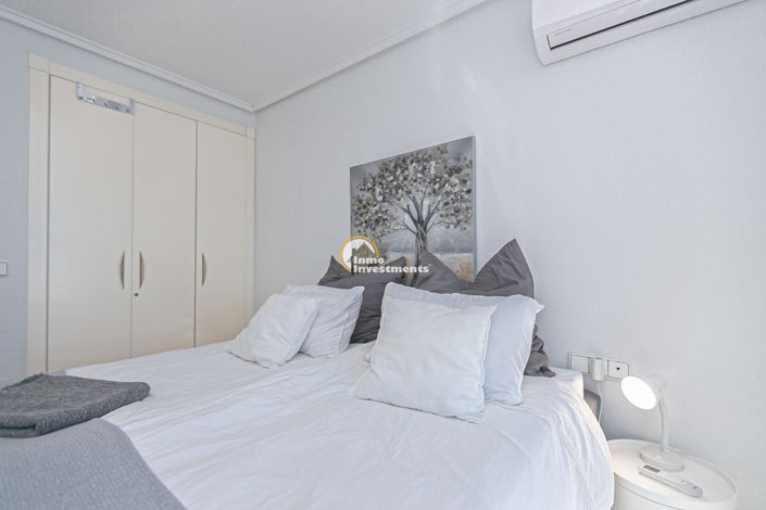 Image No.30-2 Bed Townhouse for sale