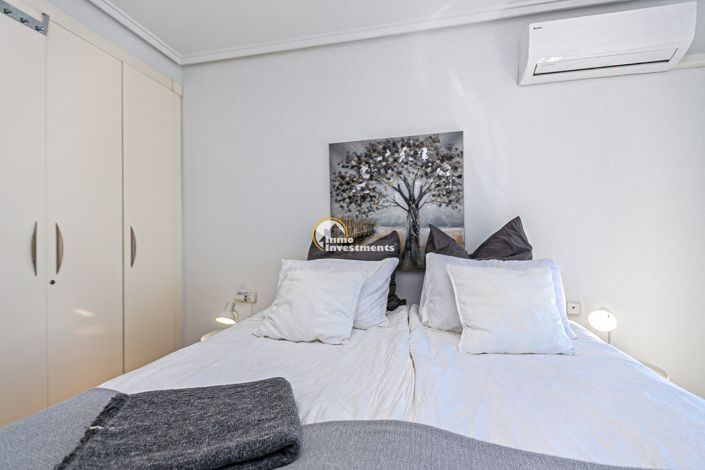 Image No.31-2 Bed Townhouse for sale