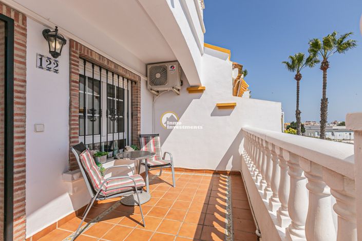 Image No.42-2 Bed Townhouse for sale