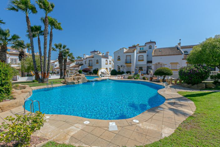 Image No.5-2 Bed Townhouse for sale