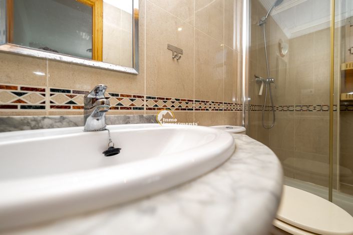 Image No.21-3 Bed Apartment for sale