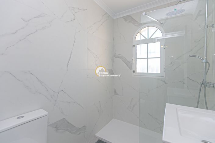 Image No.21-2 Bed Bungalow for sale