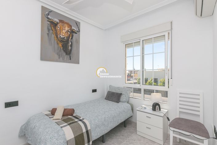 Image No.25-2 Bed Bungalow for sale