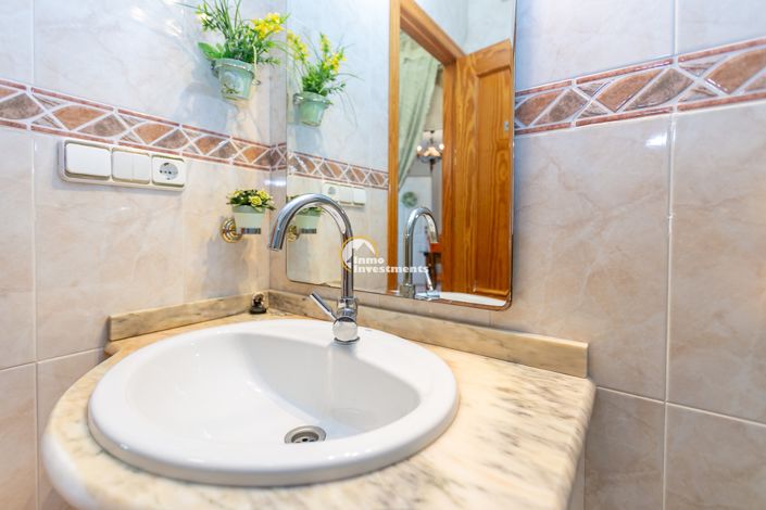 Image No.17-2 Bed Villa for sale