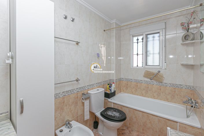 Image No.25-2 Bed Villa for sale