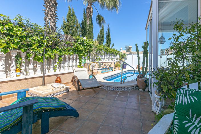 Image No.3-2 Bed Villa for sale