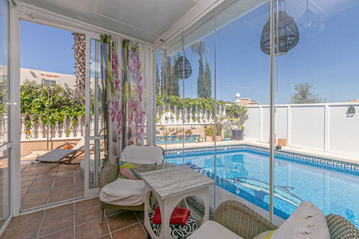 Image No.4-2 Bed Villa for sale