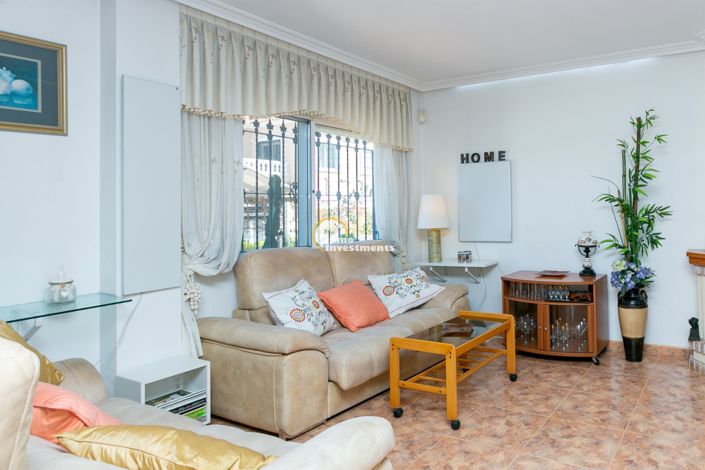 Image No.5-2 Bed Villa for sale