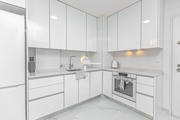 Image No.21-3 Bed Apartment for sale