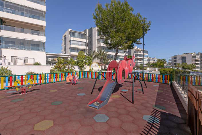 Image No.47-3 Bed Apartment for sale