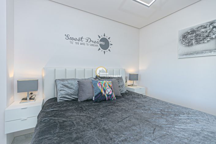 Image No.8-3 Bed Apartment for sale