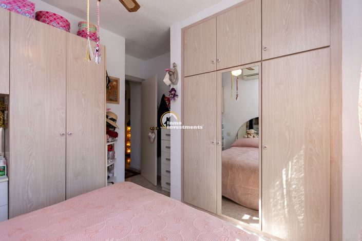 Image No.28-4 Bed Townhouse for sale