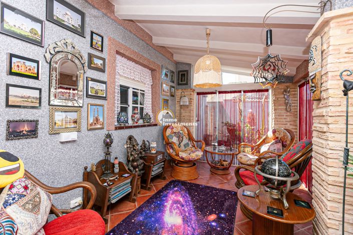 Image No.29-4 Bed Townhouse for sale