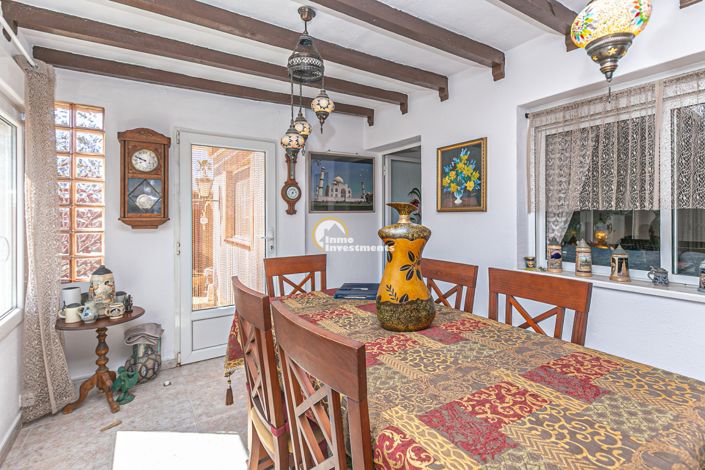 Image No.5-4 Bed Townhouse for sale