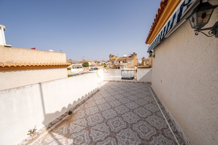 Image No.19-3 Bed Quad for sale