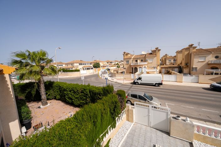 Image No.20-3 Bed Quad for sale