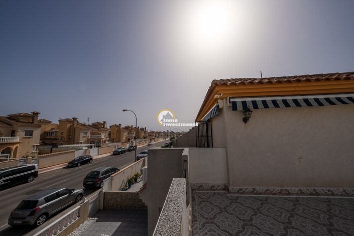 Image No.21-3 Bed Quad for sale