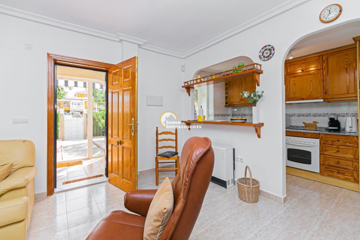 Image No.11-2 Bed Quad for sale