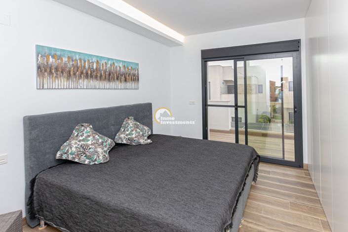 Image No.37-2 Bed Villa for sale