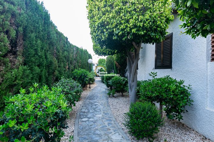 Image No.36-2 Bed Apartment for sale