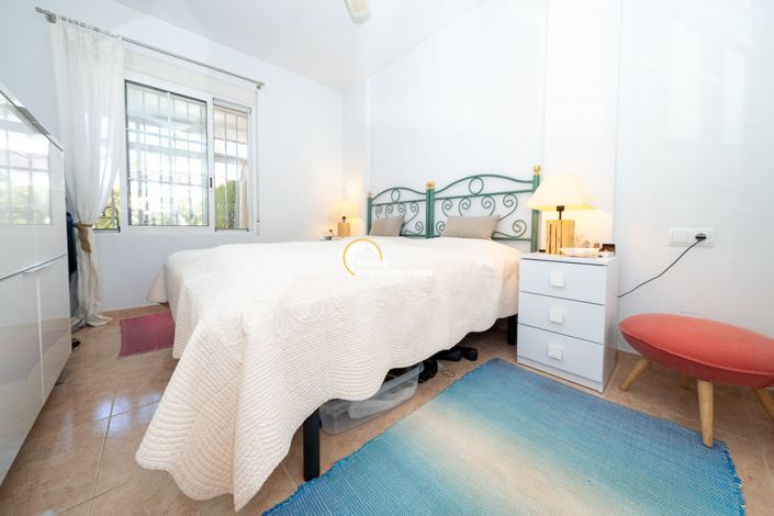 Image No.17-4 Bed Apartment for sale