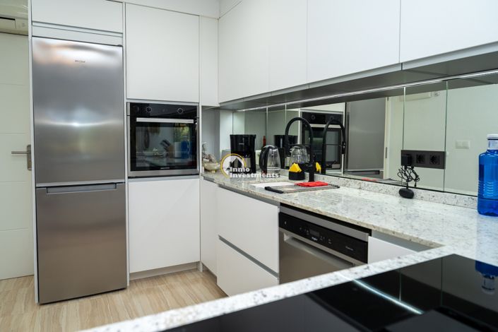 Image No.12-2 Bed Apartment for sale