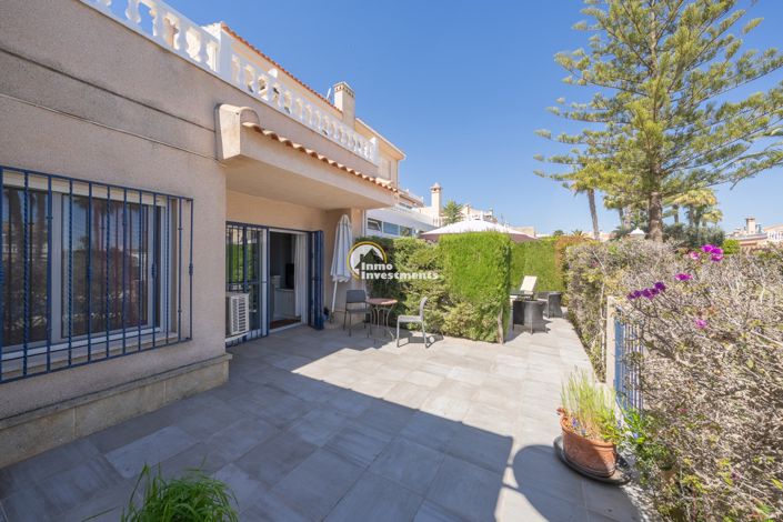 Image No.26-2 Bed Apartment for sale