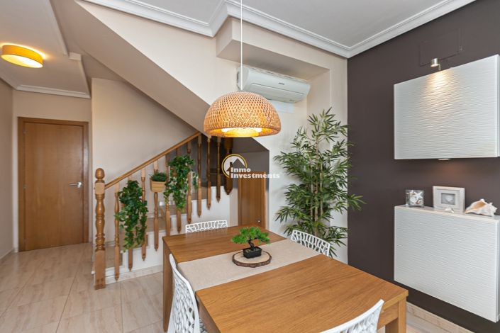 Image No.10-2 Bed Townhouse for sale