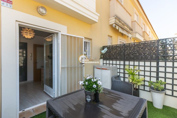 Image No.21-2 Bed Townhouse for sale